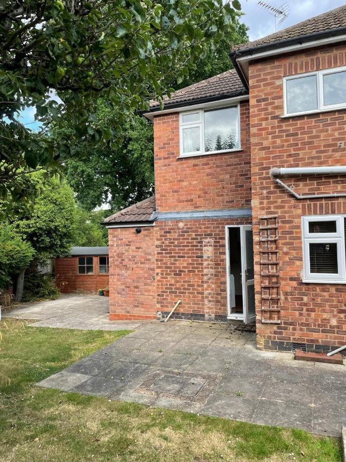 5 Bed House, 32 Tutbury Avenue, Cannon Park, Coventry, Cv4 7Bj Villa Kültér fotó