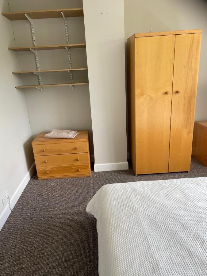 5 Bed House, 32 Tutbury Avenue, Cannon Park, Coventry, Cv4 7Bj Villa Kültér fotó